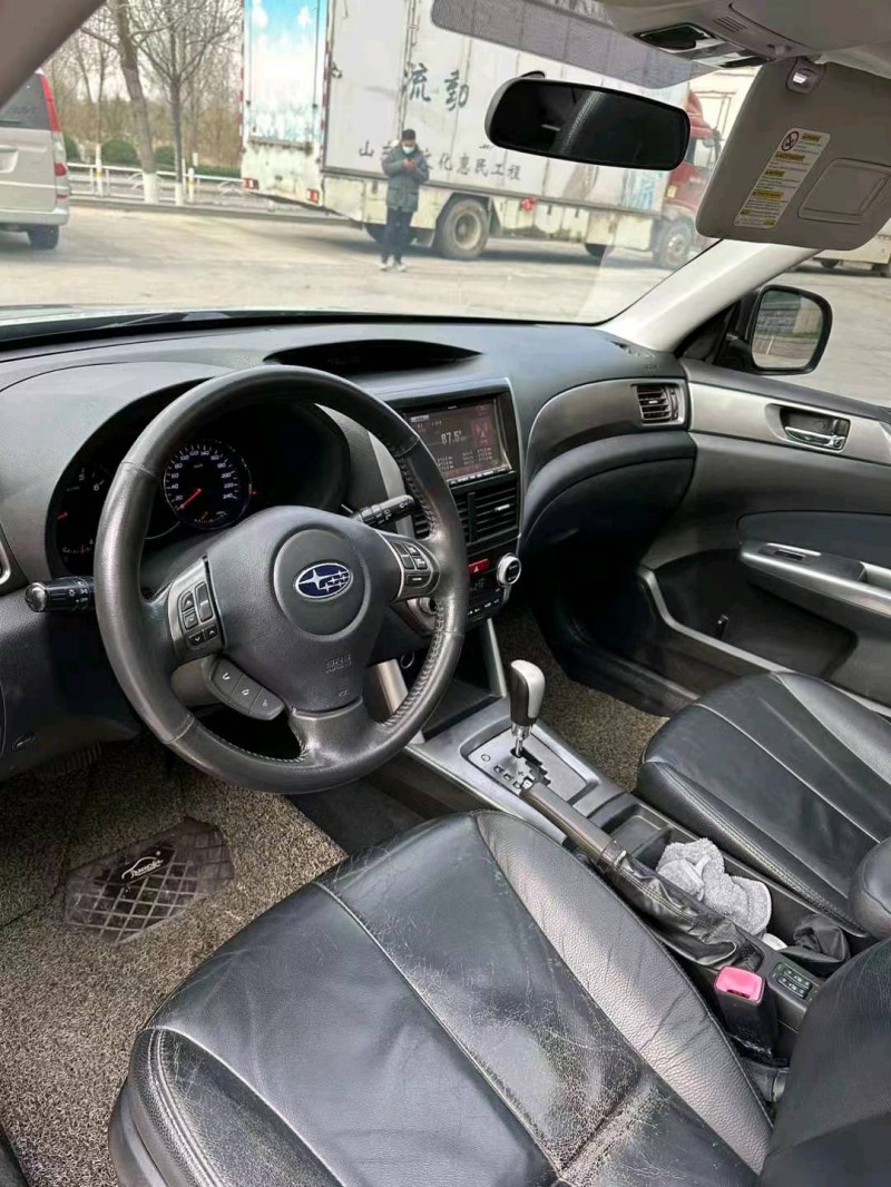 北京12年斯巴鲁森林人7