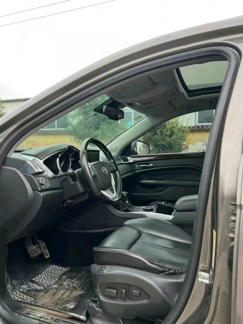 北京12年凯迪拉克SRX6