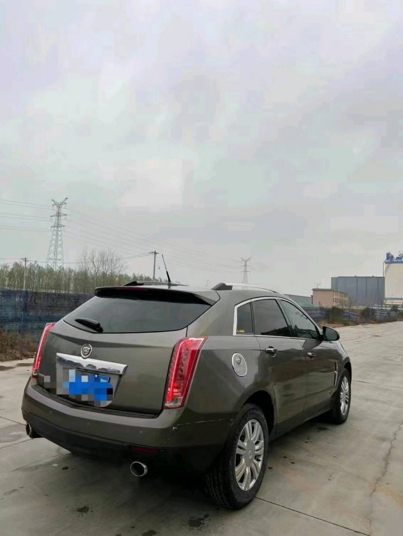 北京12年凯迪拉克SRX9