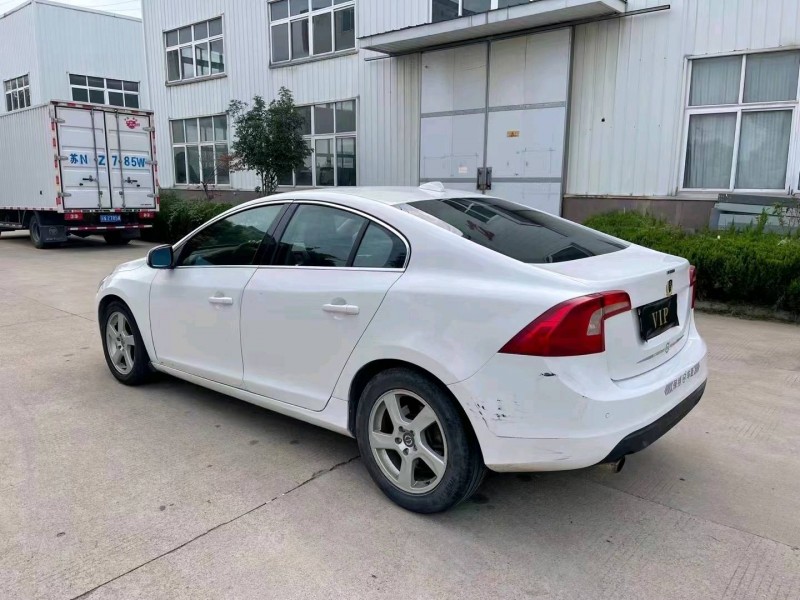 宿遷13年沃爾沃S60L6