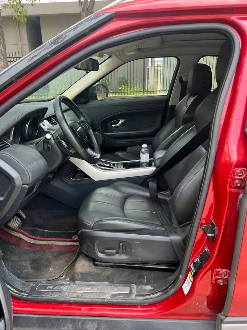 常州18年路虎极光9