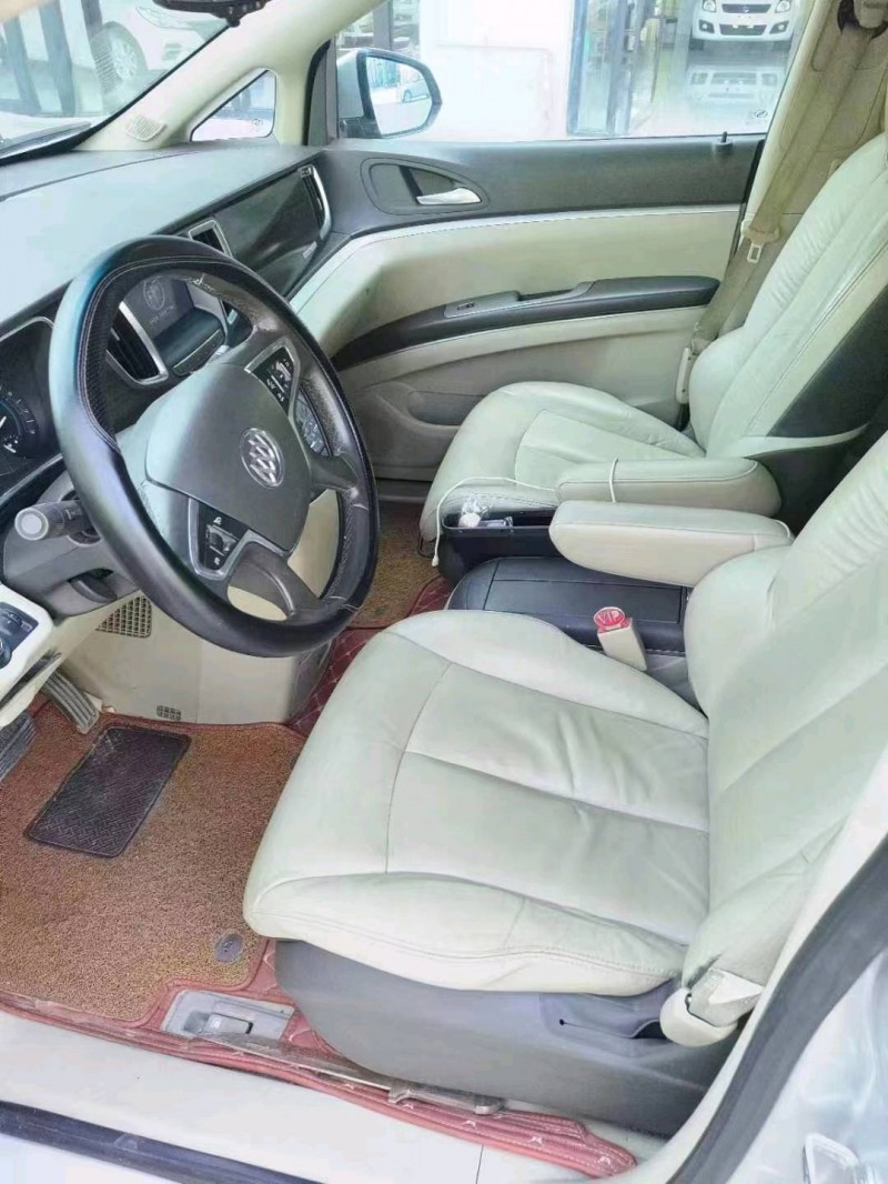 宜昌13年别克GL86