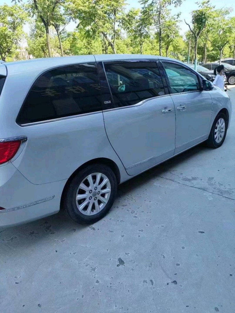 宜昌13年别克GL85