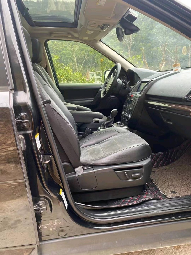 宜春11年路虎神行者5