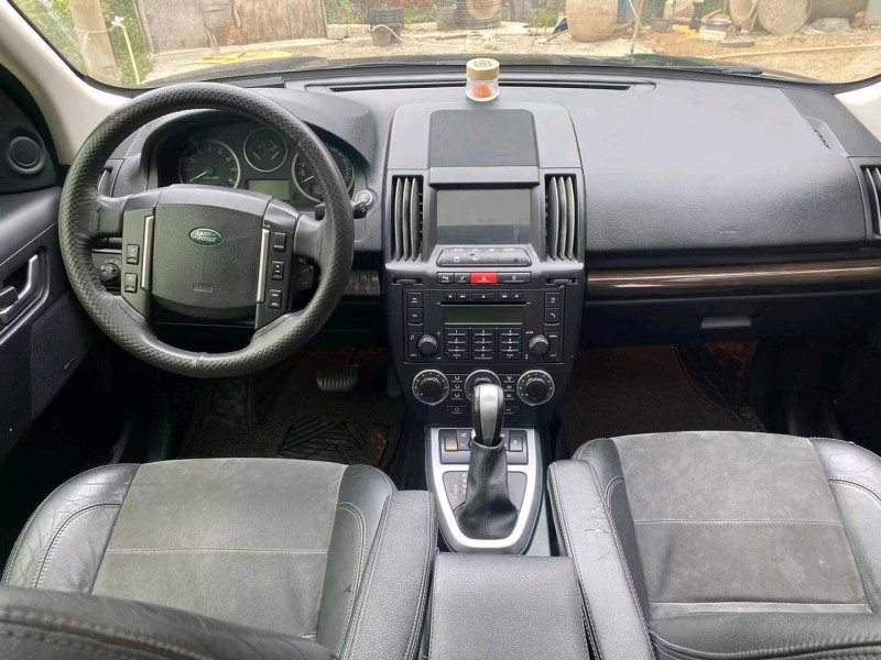 宜春11年路虎神行者4