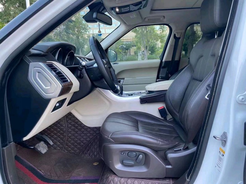 珠海16年路虎揽胜运动5