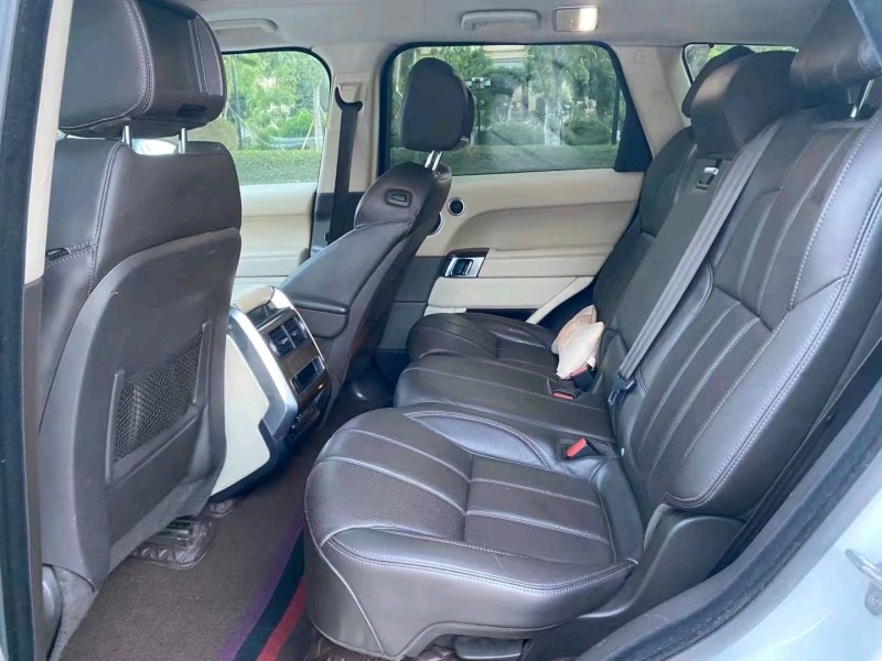 珠海16年路虎揽胜运动8