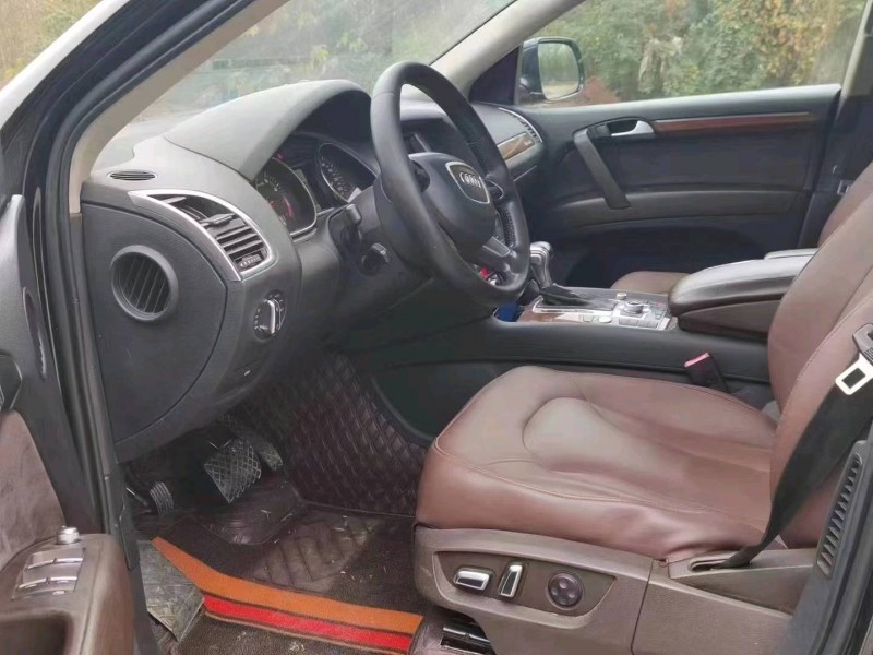 宜昌15年奥迪Q73