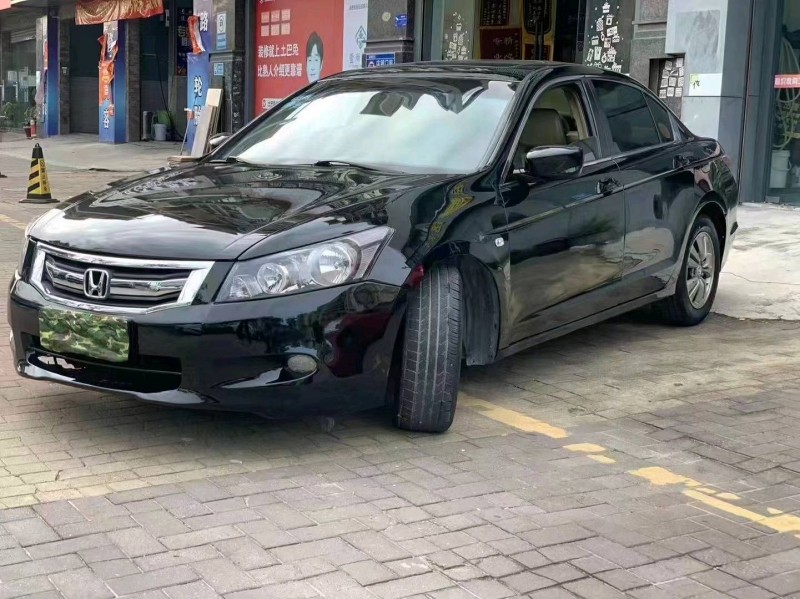 珠海10年本田雅阁1