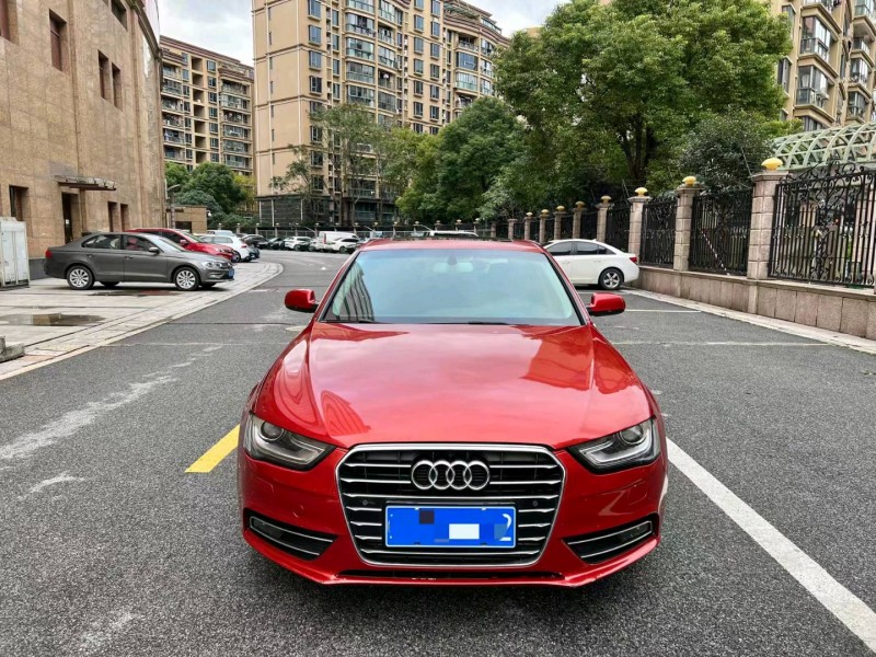 嘉兴13年奥迪A4L1