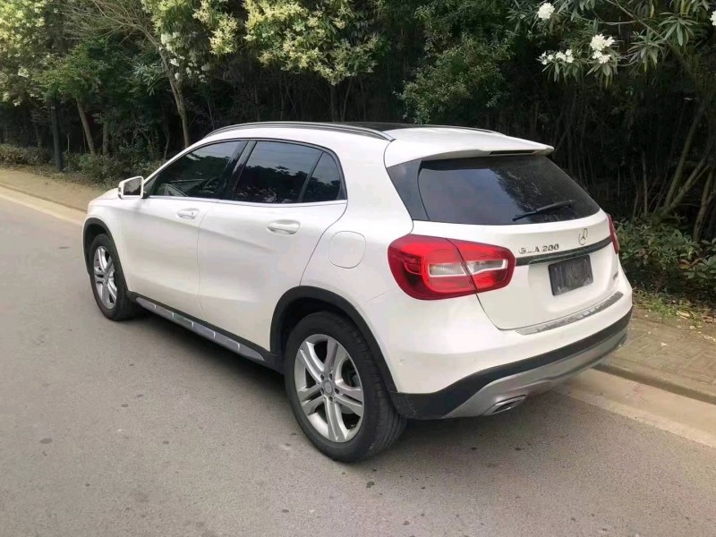 常州15年奔驰GLA3