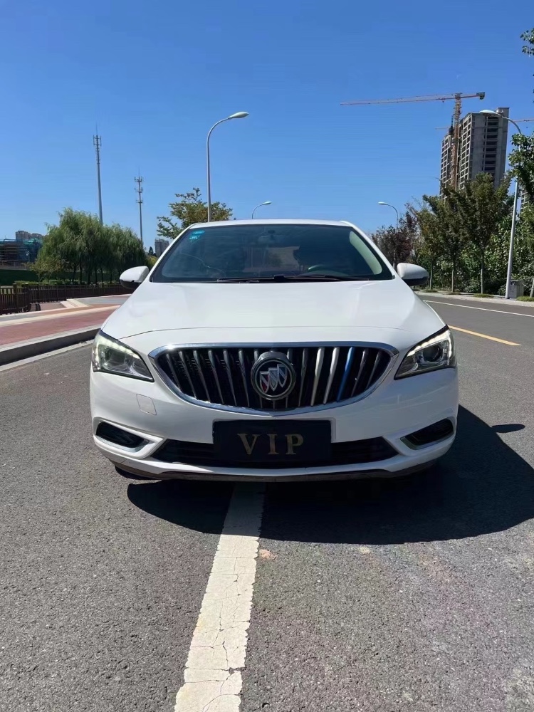 徐州17年别克威朗1