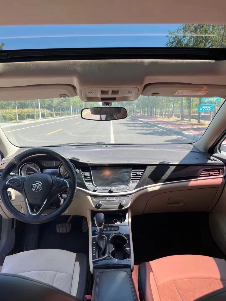 徐州17年别克威朗9