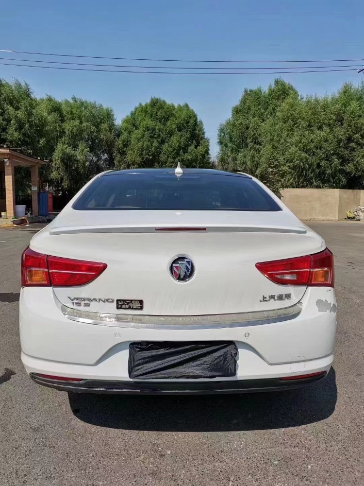 沈阳17年别克威朗5