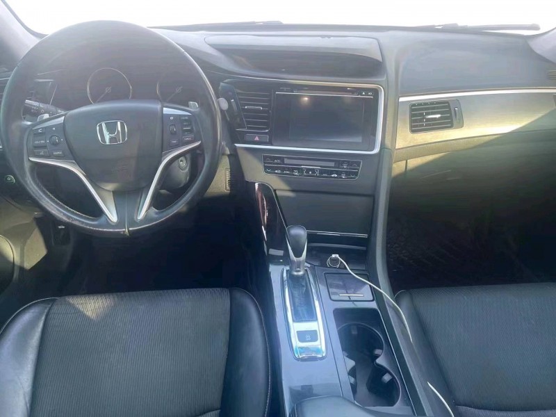 枣庄17年本田思铂睿6