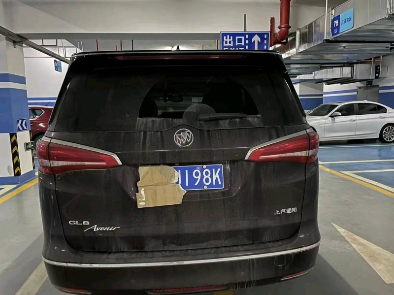 嘉兴17年别克GL82