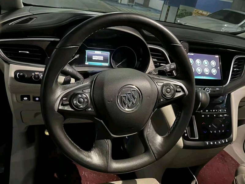 嘉兴17年别克GL85