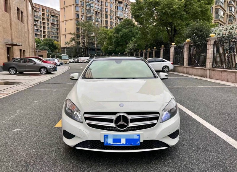 嘉兴13年奔驰A1