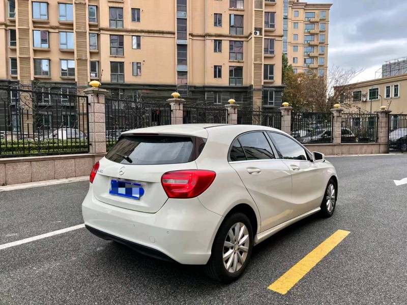 嘉兴13年奔驰A7