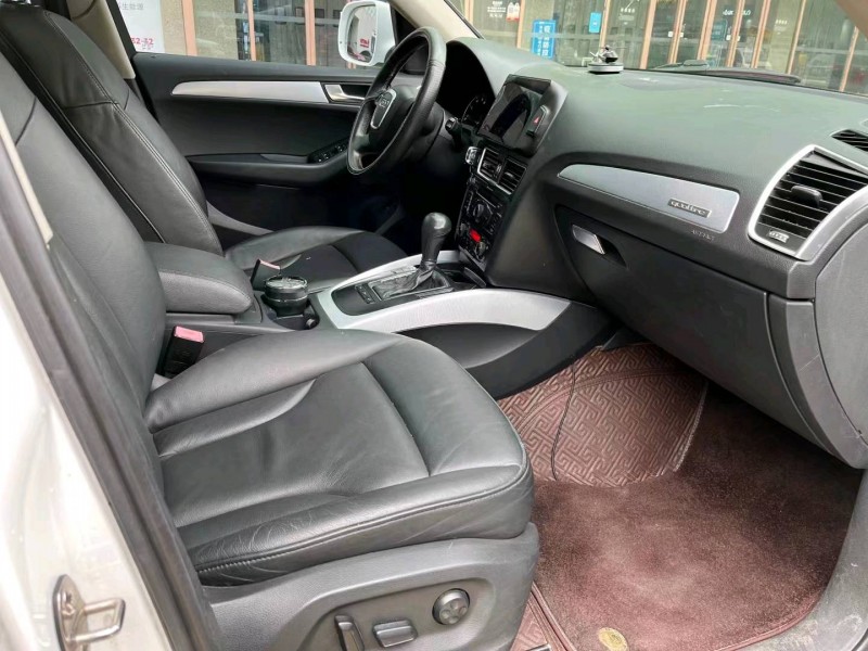 宜昌12年奥迪Q56