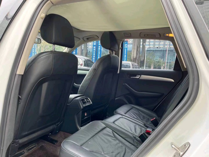 宜昌12年奥迪Q53