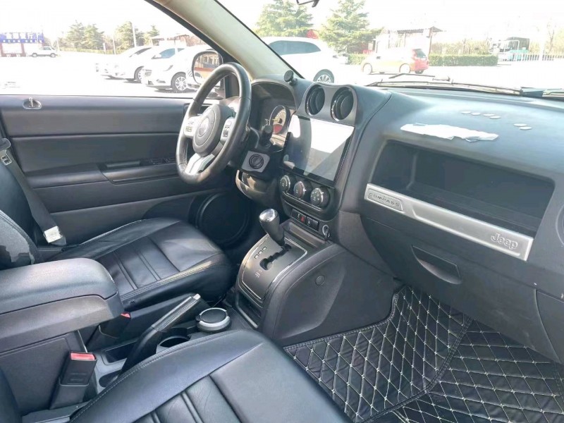 枣庄15年Jeep指南者5