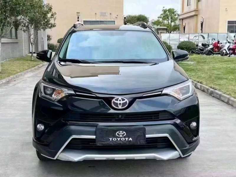 常州19年豐田RAV4榮放1