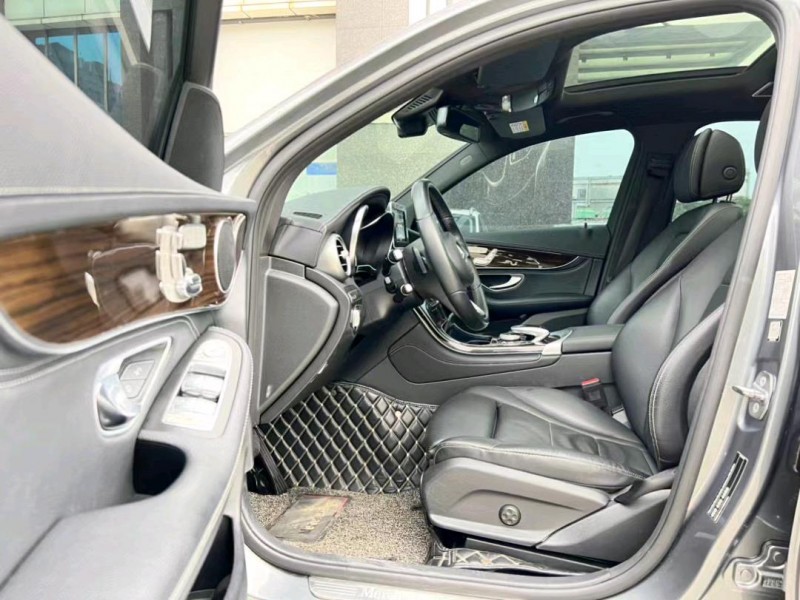 东莞19年奔驰GLC7