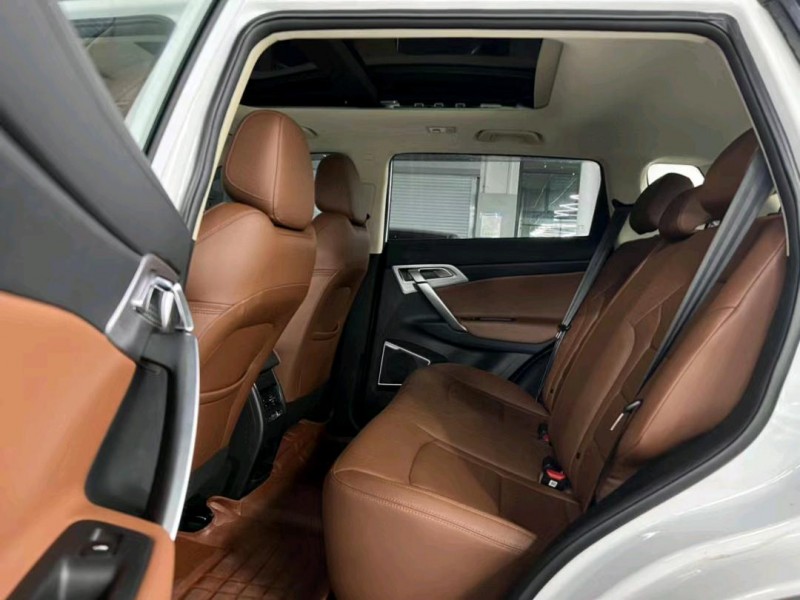 东莞21年吉利博越4