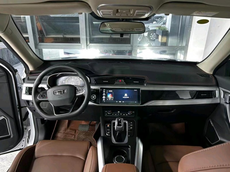 东莞21年吉利博越7