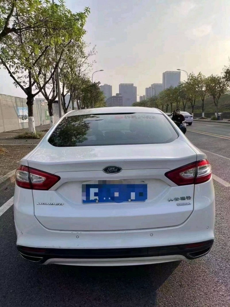 重庆16年福特蒙迪欧5