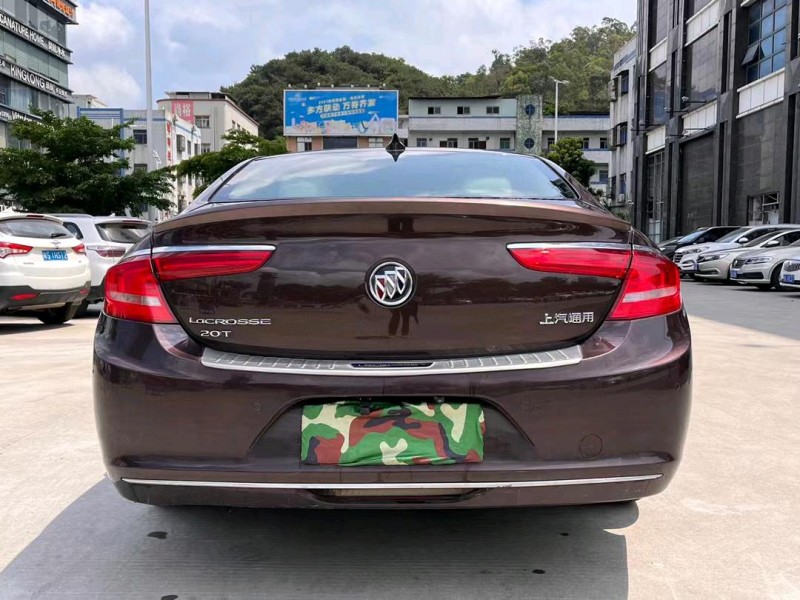 东莞17年别克君越9