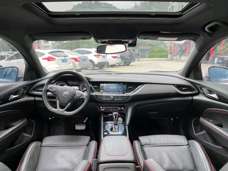 东莞19年别克君威5