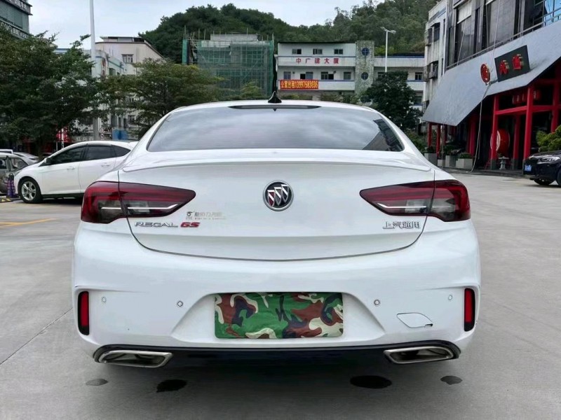 东莞19年别克君威9