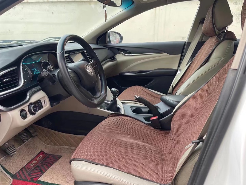 石家庄15年别克英朗GT2