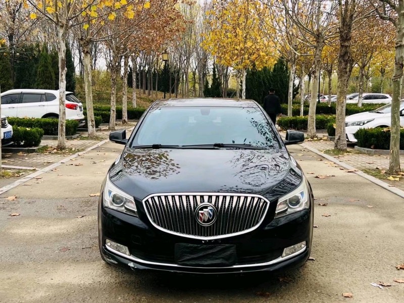 聊城15年别克君越9