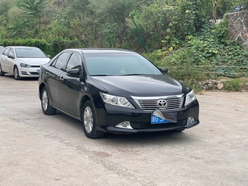 北京13年丰田凯美瑞5