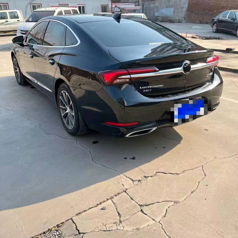 邯郸20年别克君越8