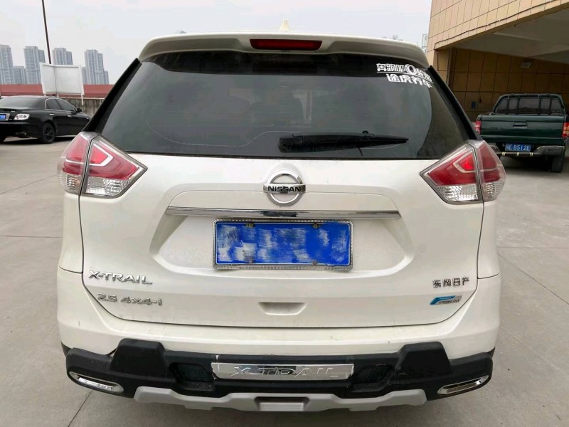 宜昌16年日产奇骏6