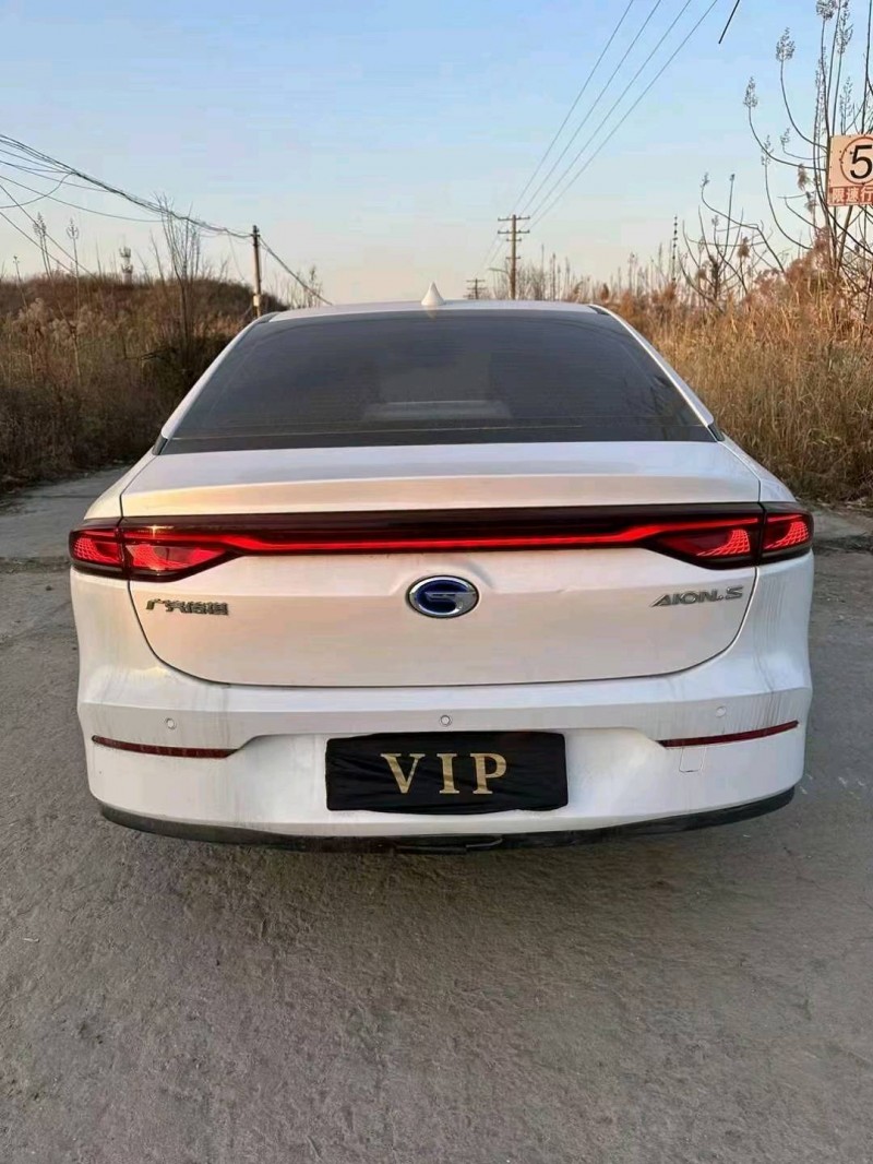 济南21年传祺埃安9