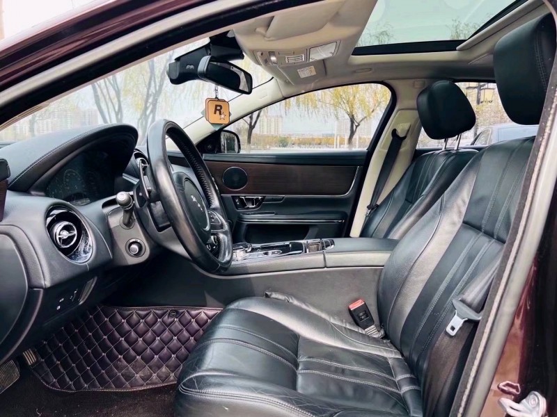 聊城16年捷豹XJ6