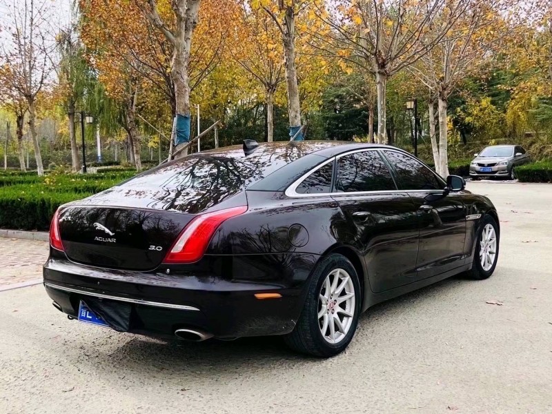 聊城16年捷豹XJ8