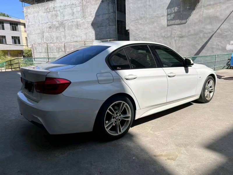 宜昌17年宝马3系4