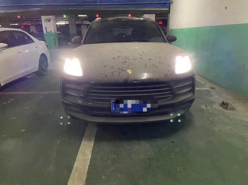 邢台20年保时捷Macan1