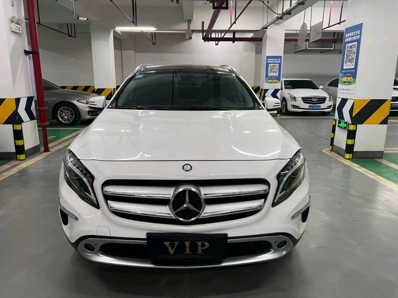 成都16年奔驰GLA1