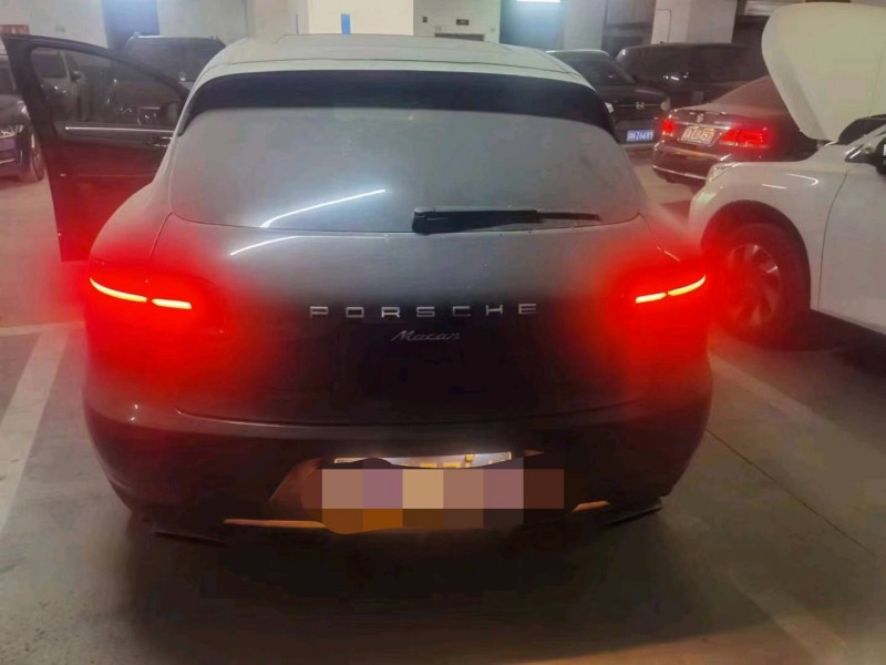 邯郸18年保时捷Macan3