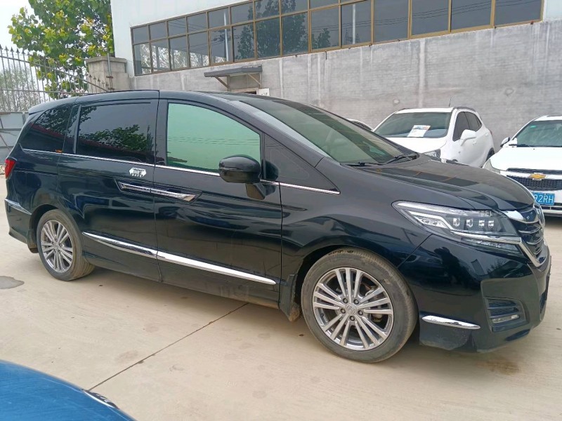 保定17年本田艾力绅2