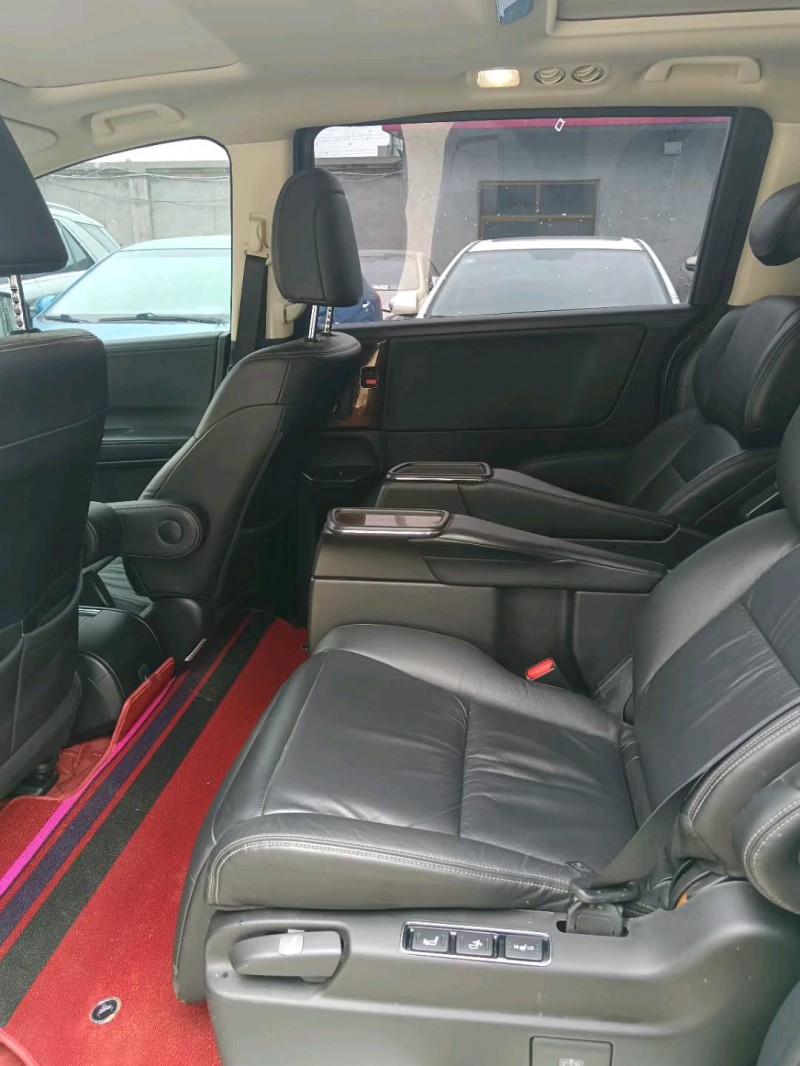 保定17年本田艾力绅8