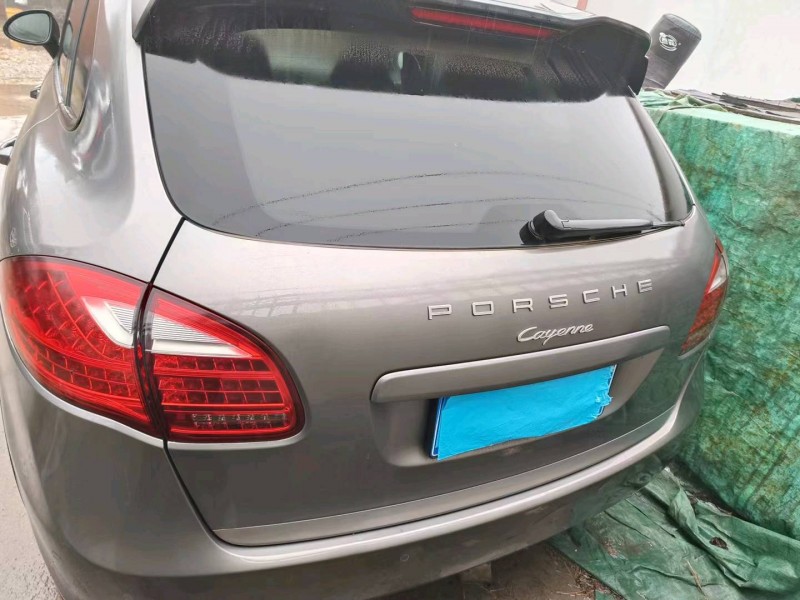 邯郸11年保时捷卡宴2