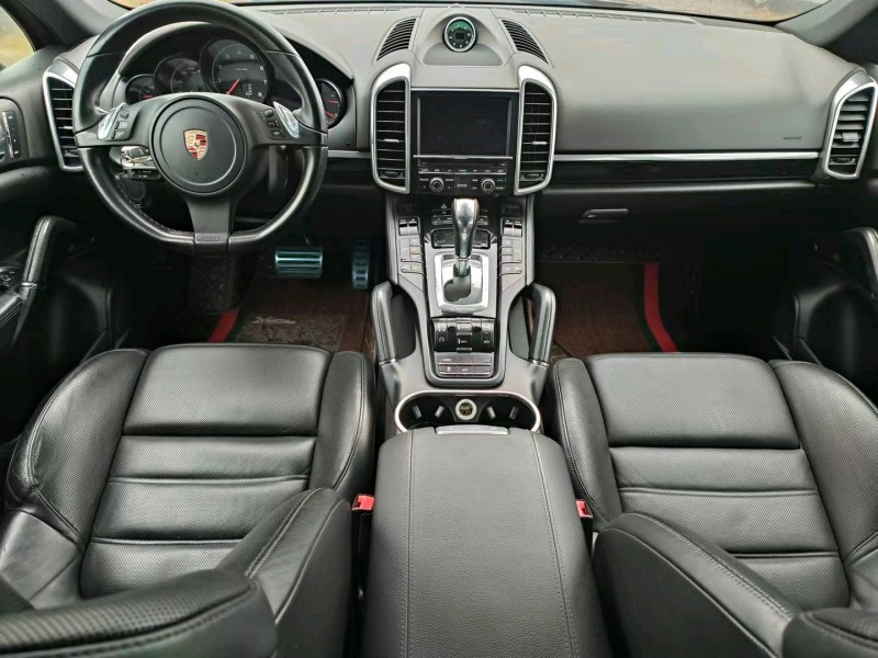 邯郸11年保时捷卡宴4